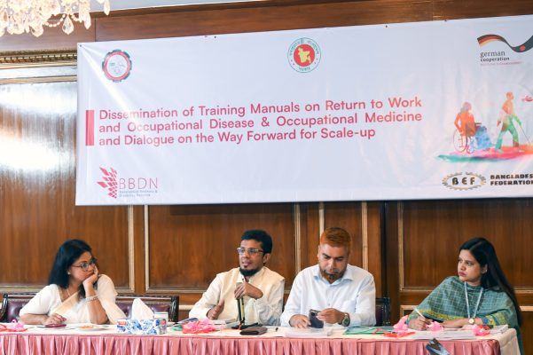 Mr. Md. Bulbul Ahmed, Joint Inspector General, NOSHTRI, delivering his speech.