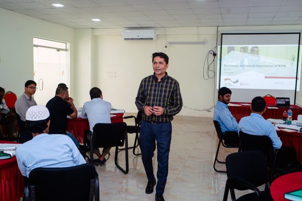 Arup Ratan Chowdhury, Program Manager, BBDN, conducting a session.